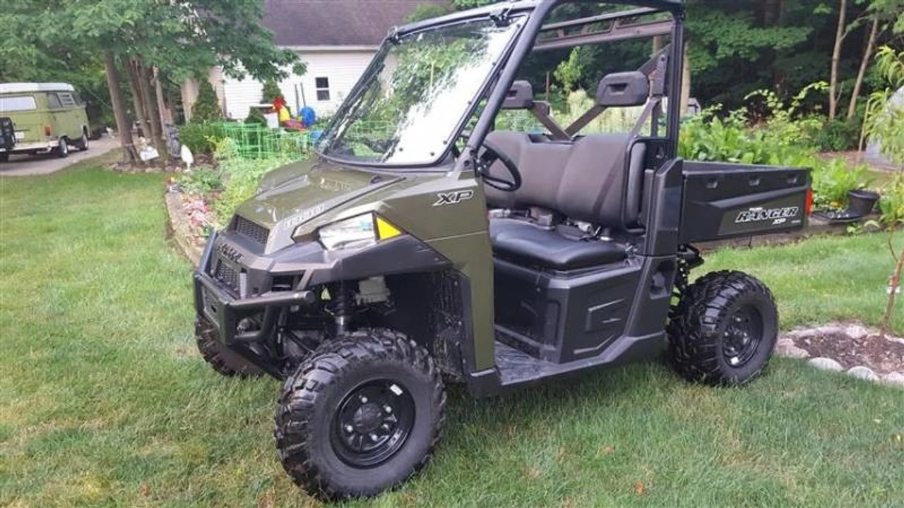 Polaris Ranger 570/XP 900/XP 1000 Folding Windshield By EMP 13395 5 Polaris Ranger 570/XP 900/XP 1000 Folding Windshield By EMP 13395 - Image 3